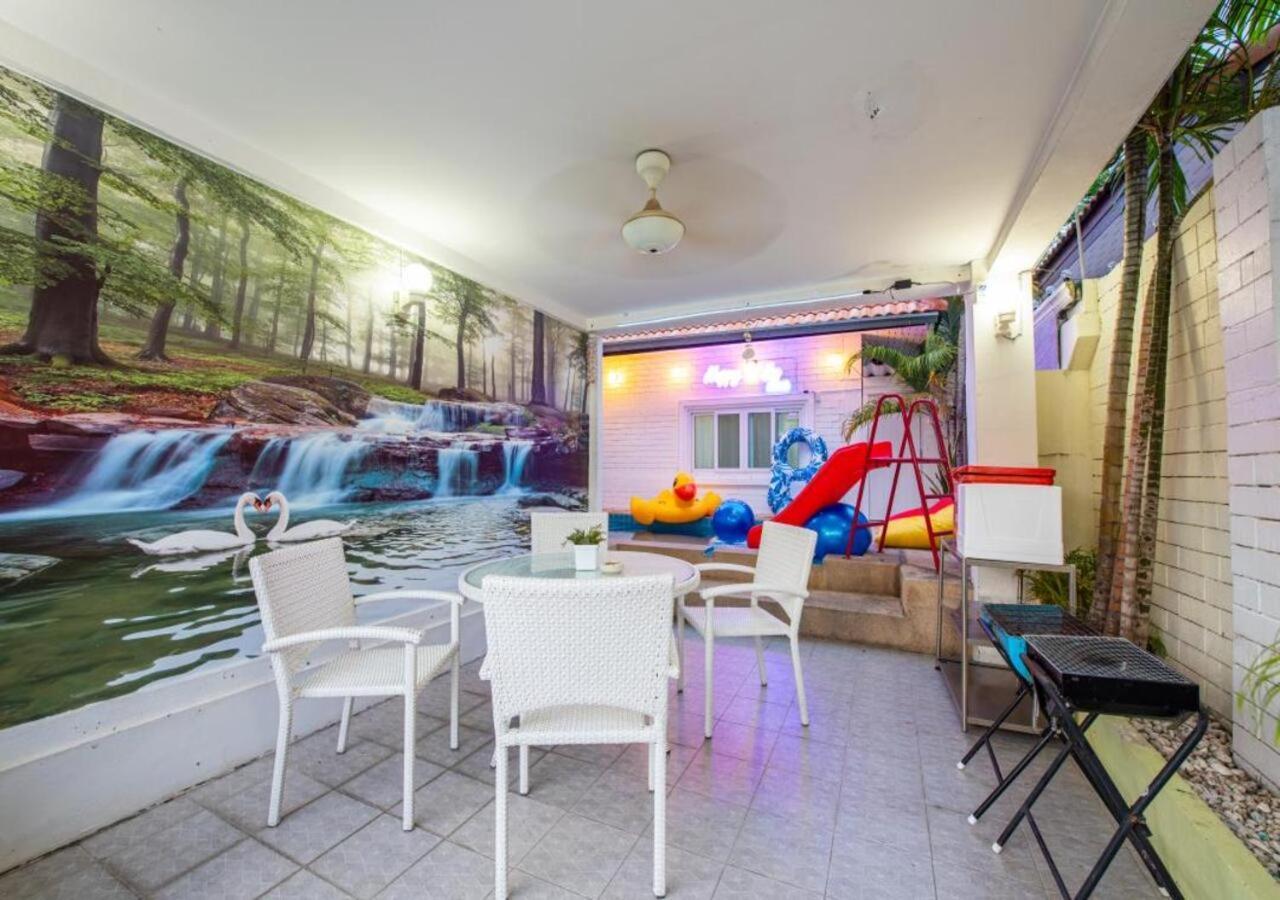 Happy N Joy Pool Вилла Паттайя